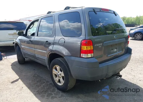 2006 Ford Escape Xlt z USA, uszkodzony, nr VIN 1FMYU03Z16KA98112